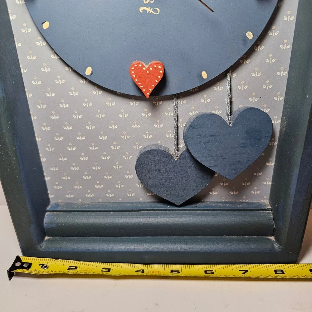 Vintage Wooden Wall Clock Folk Art Hearts‎ Chickens Country Blue Cottagecore